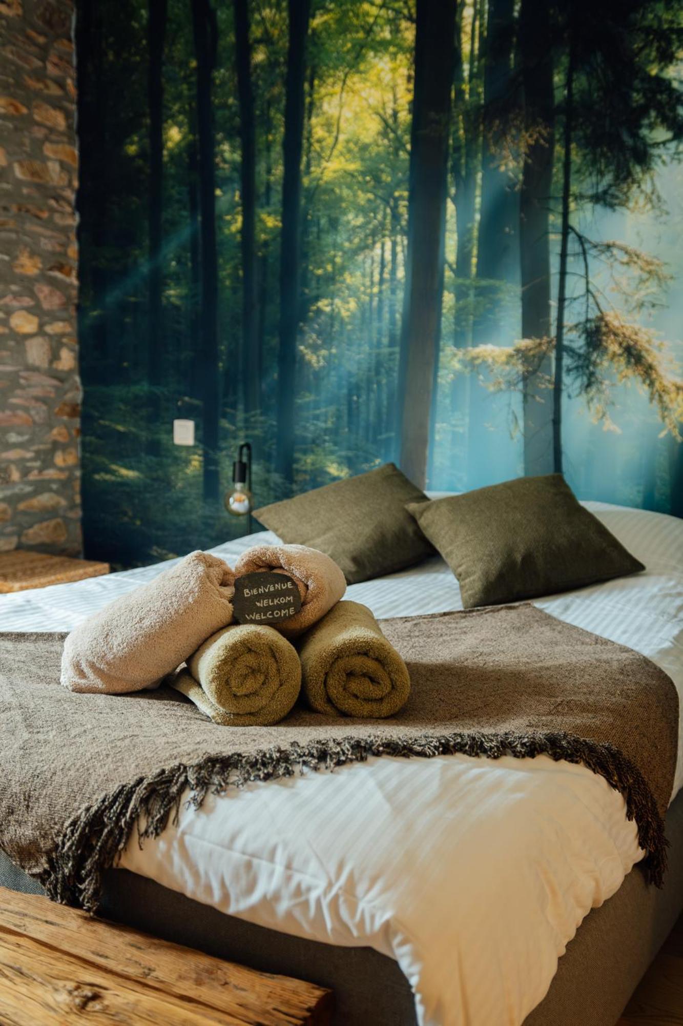 Bed and Breakfast Ma Bauge Libin Екстер'єр фото