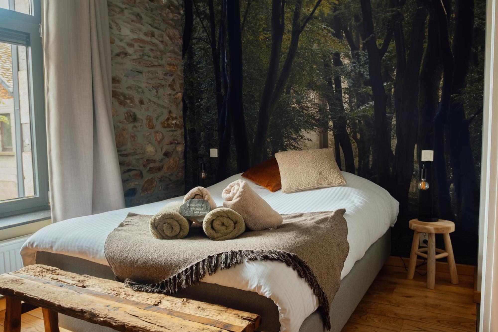 Bed and Breakfast Ma Bauge Libin Екстер'єр фото